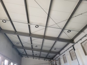 Konstrukcja dachowa pod płytę warstwową piaskowana malowana na mokro 