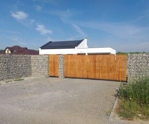 Brama duskrzydłowa automatyczna + furtka, konstrukcja cynkowana ogniowo wypełnienie deska