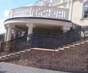 Przykładowe wzory oraz możliwości zastosowania nowosczenych paneli ogrodzeniowych wykonanych z blacy cynkowanej ogniowo i malowanych proszkowo.