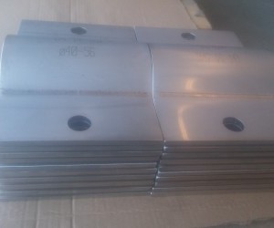 Detale gięte z stali nierdzewnej z grawerką.